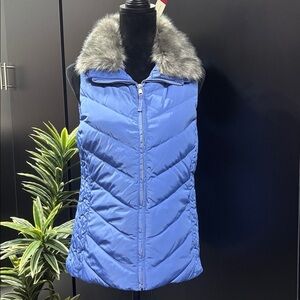 Talbots Down Filled Puffer Vest,removable faux fur collar,zipper pockets, warm